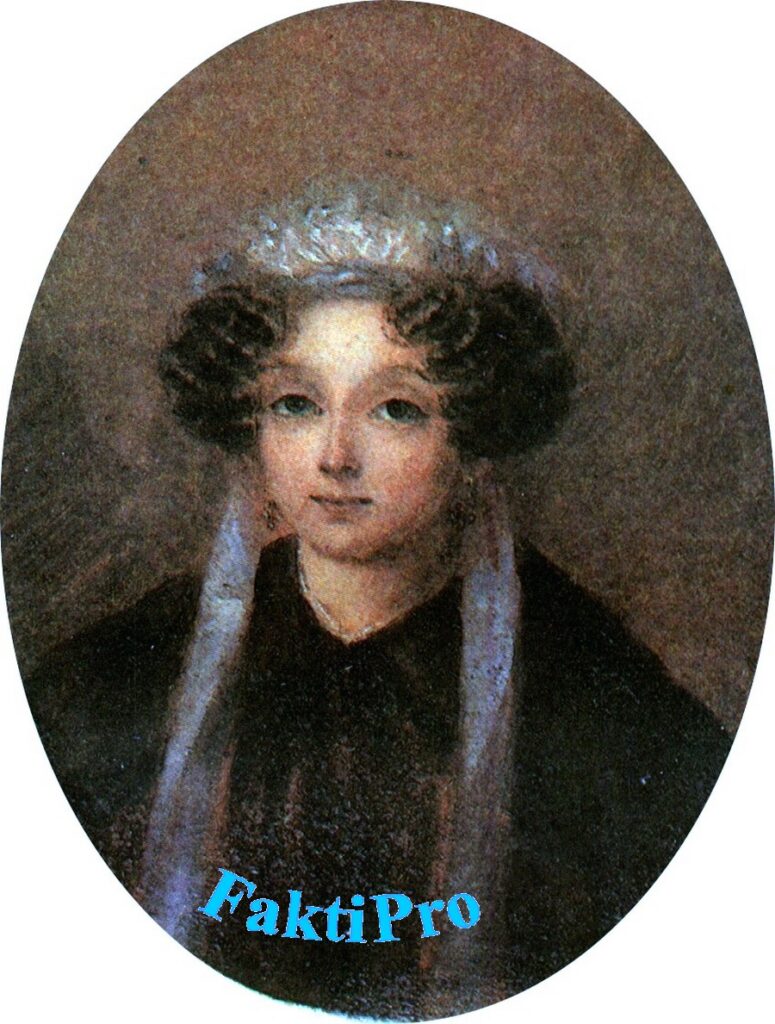 Мать ‒ Мария Ивановна Гоголь (Косяровская)